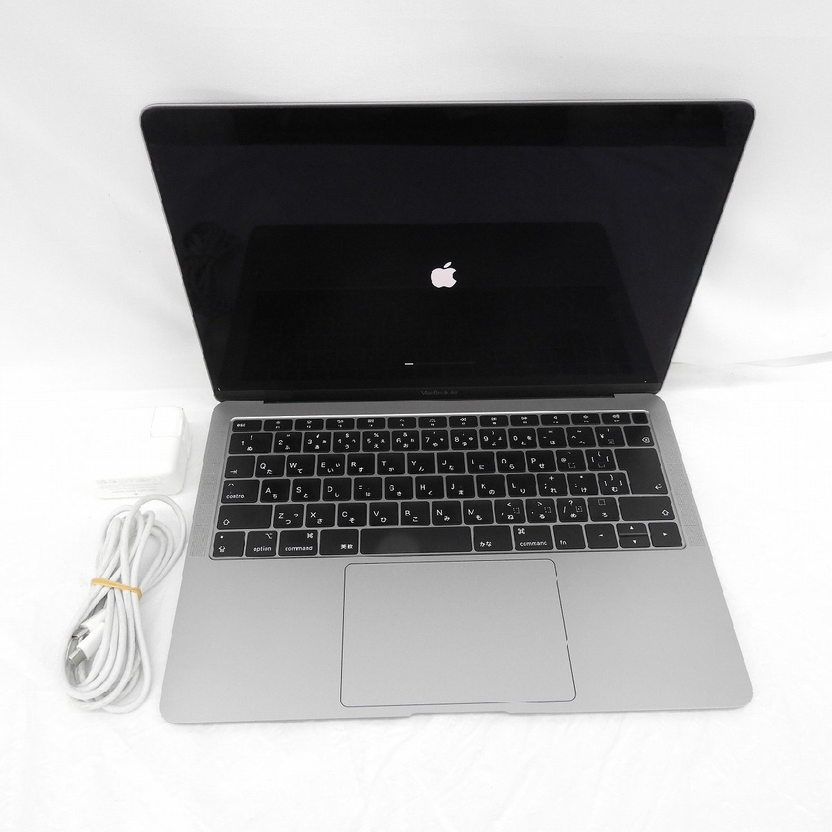 【中古品】Apple アップル ノートパソコン MacBook Air 2019 スペースグレイ corei5/8GB/SSD256GB 11497777 0219_画像1