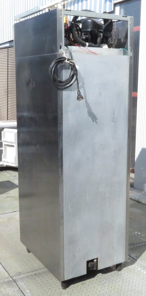 [ с гарантией ]2014 год производства Fukushima для бизнеса вертикальный 2 двери морозилка URD-062FMD6 трехфазный 200V ширина 610× внутри 800× высота 1950 MT2402081256