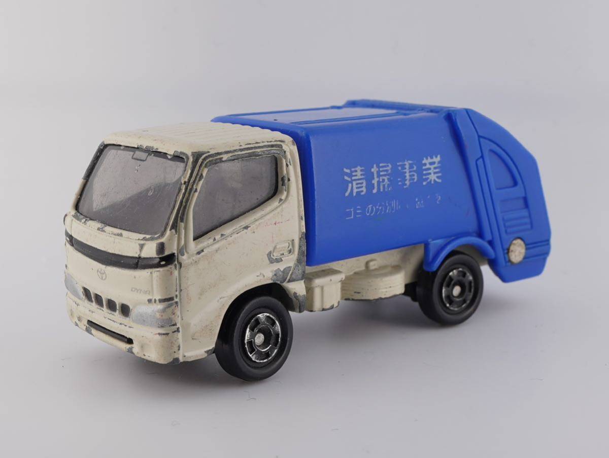 トミカ トヨタ ダイナ 清掃車 2006年No.45　《ミニカー 車 自動車 おもちゃ 子供 レア 絶版 まとめ 大量 セット》②_画像1