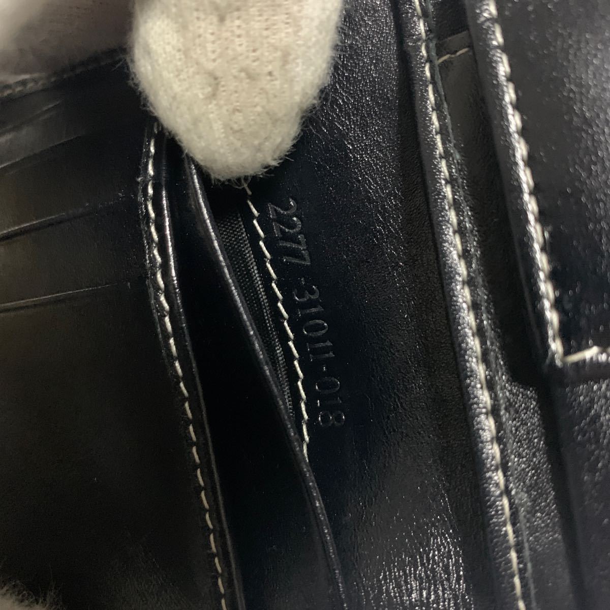 未使用品　美品　FENDI フェンディ ズッカ柄 折り財布_画像7