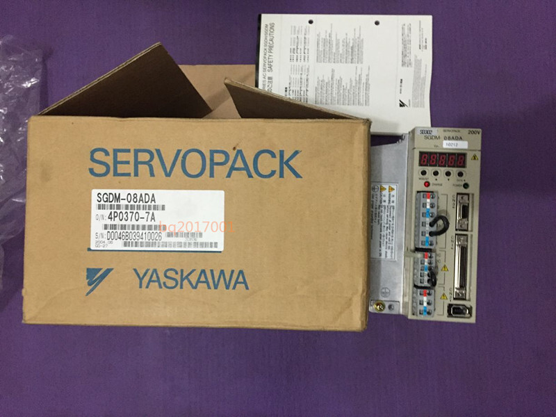 新品　YASKAWA 安川電機 SGDM-08ADA サーボモーター　6ケ月保証_画像1