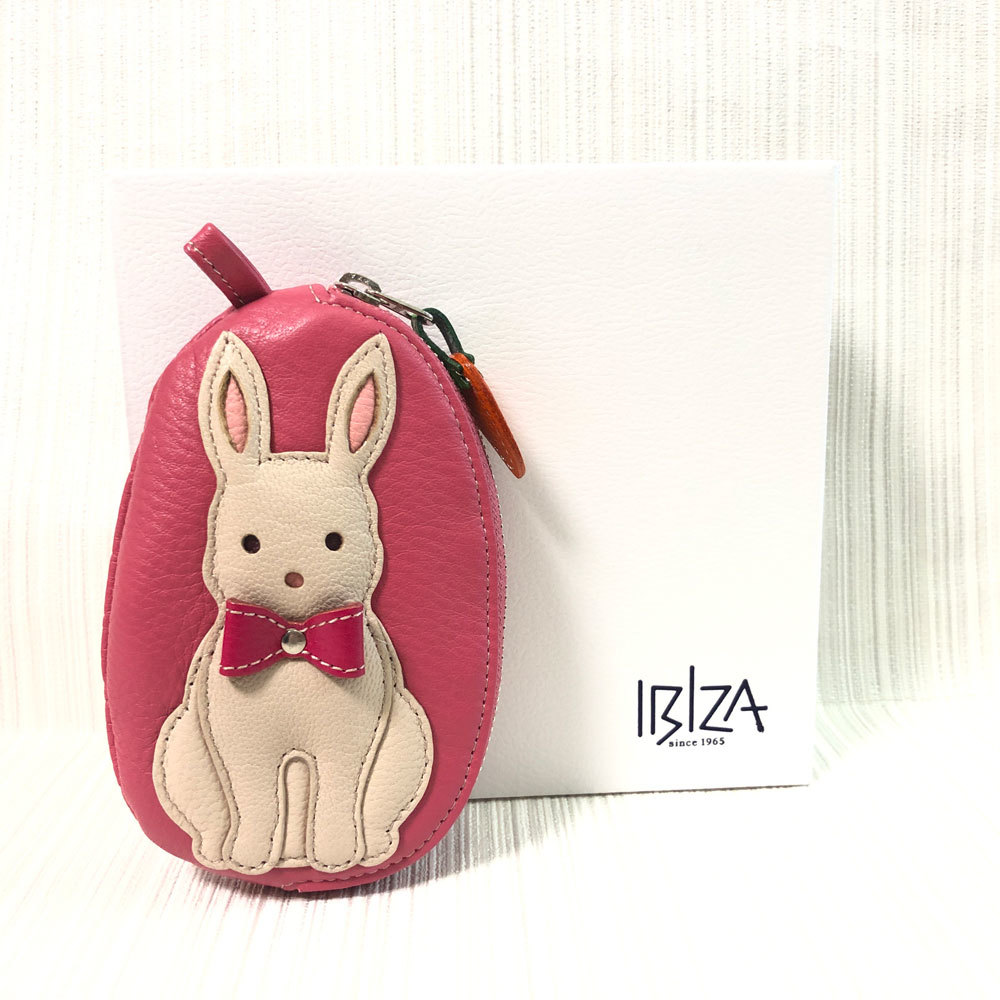  unused IBIZAibisa pouch ... design pretty after .. cute pouch key ring attaching carrot attaching 