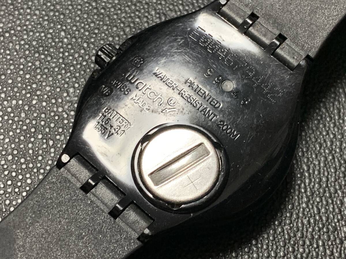 中古 電池切れ Swatch スウォッチ ACミラン コラボ 100周年記念限定モデル 腕時計_画像6