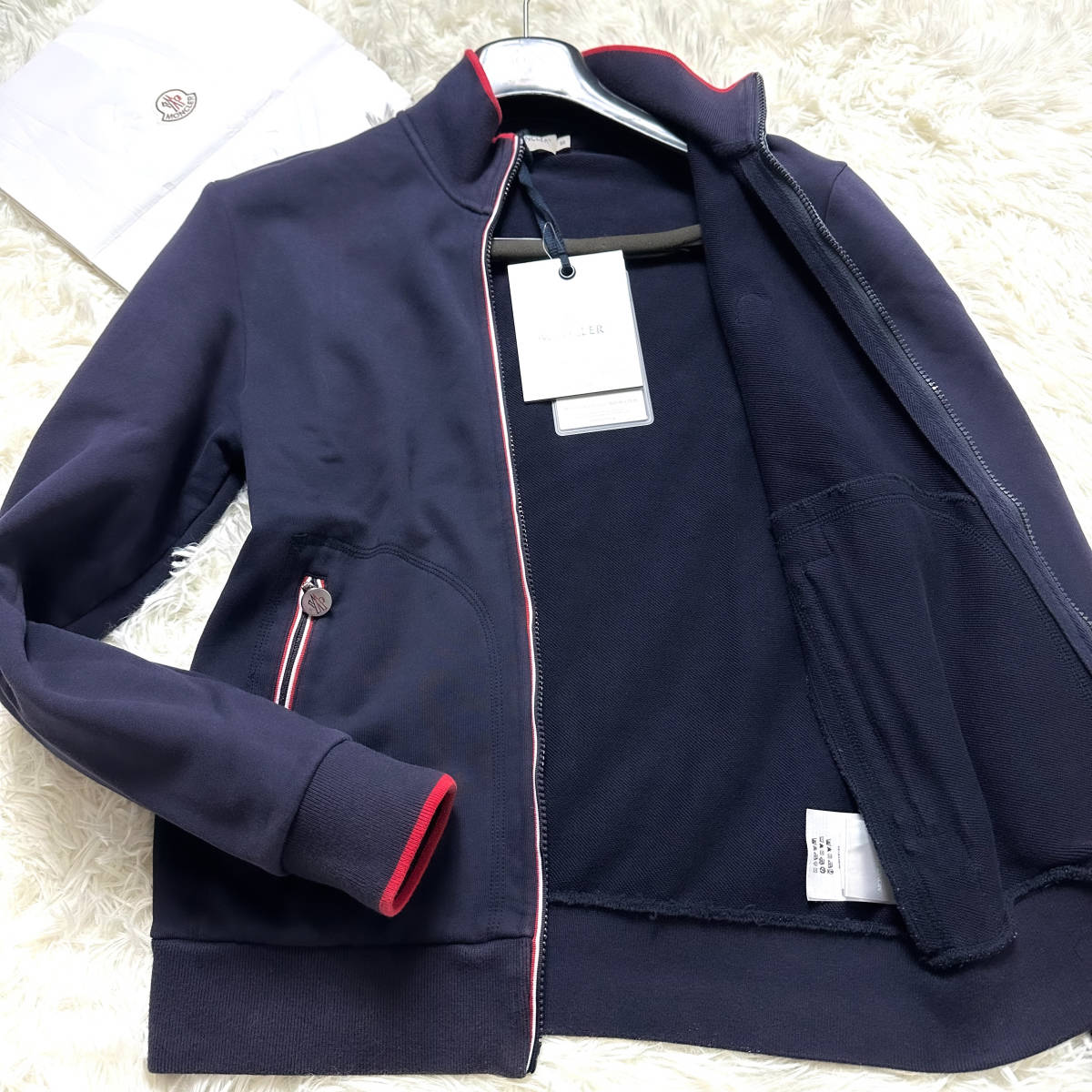 モンクレールジップアップトラックジャケット moncler モンクレールジップアップトラックジャケット moncler