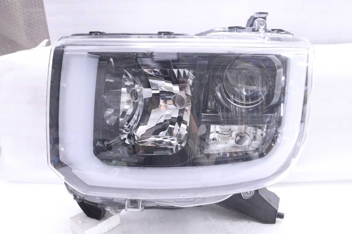 41-2341★LED LA700S ウェイク★左ヘッドライト STANLEY W2664 ユニット ブラック 純正★ダイハツ (DM)_画像1