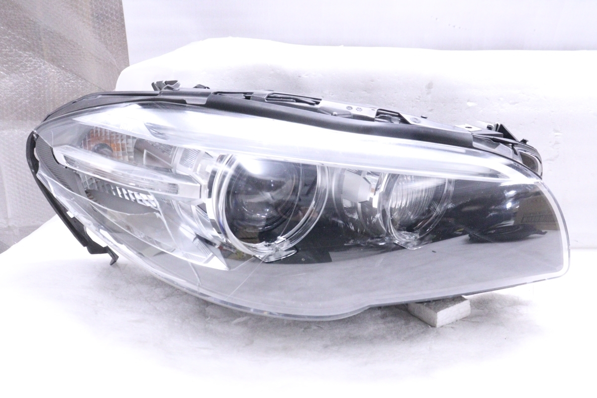 42-1912★部品取り★後期 HID F10 BMW 5シリーズ★右ヘッドライト 1ZT 011 087-44 グレー 純正★BMW ジャンク品 (KK)