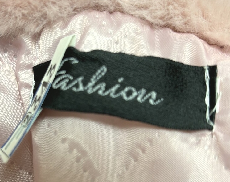 lady's coat fake fur quilting coat pink Zip up with a hood .