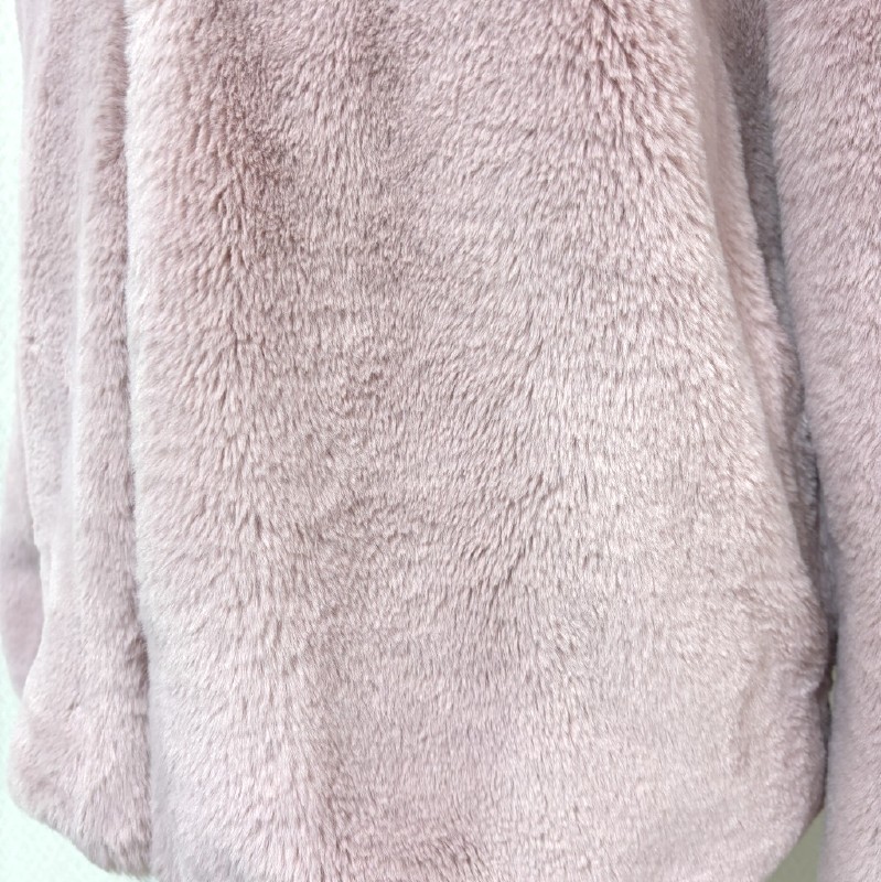  lady's coat fake fur quilting coat pink Zip up with a hood .