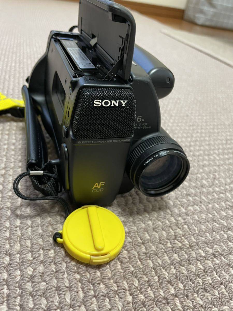 SONY Sony 8 millimeter video CCD-TR55 seeing at distance wide-angle lens set strobo junk treatment part removing for 