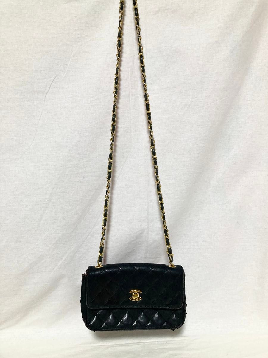 CHANEL シャネル ラムスキン ココマーク ターンロック ミニ マトラッセ CHANEL シャネル ラムスキン ココマーク ターンロック ミニ マトラッセ