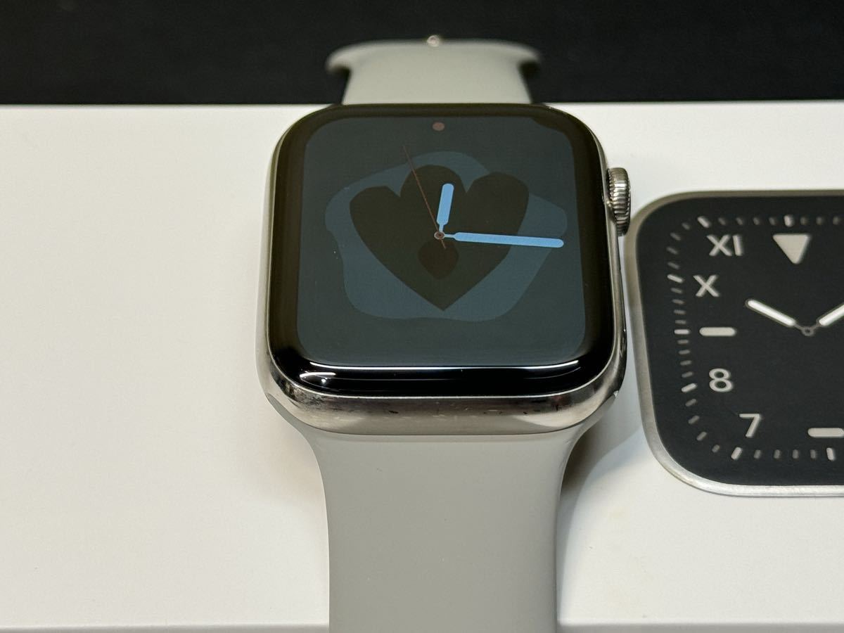 即決 美品 Apple Watch series5 Edition シルバーチタニウム 即決 美品 Apple Watch series5 Edition シルバーチタニウム