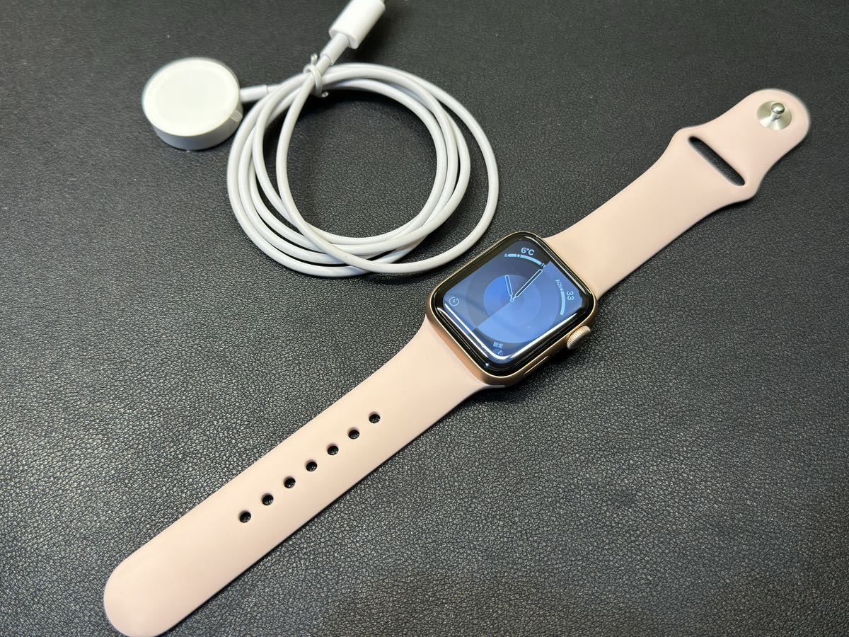 即決 Apple watch Series6 40mm ゴールドアルミニウム GPS アップル
