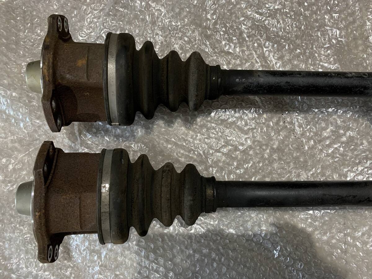 [2402024] Nissan C34 C35 Laurel ER34 Skyline S14 S15 Silvia original 6 hole drive shaft left right set 