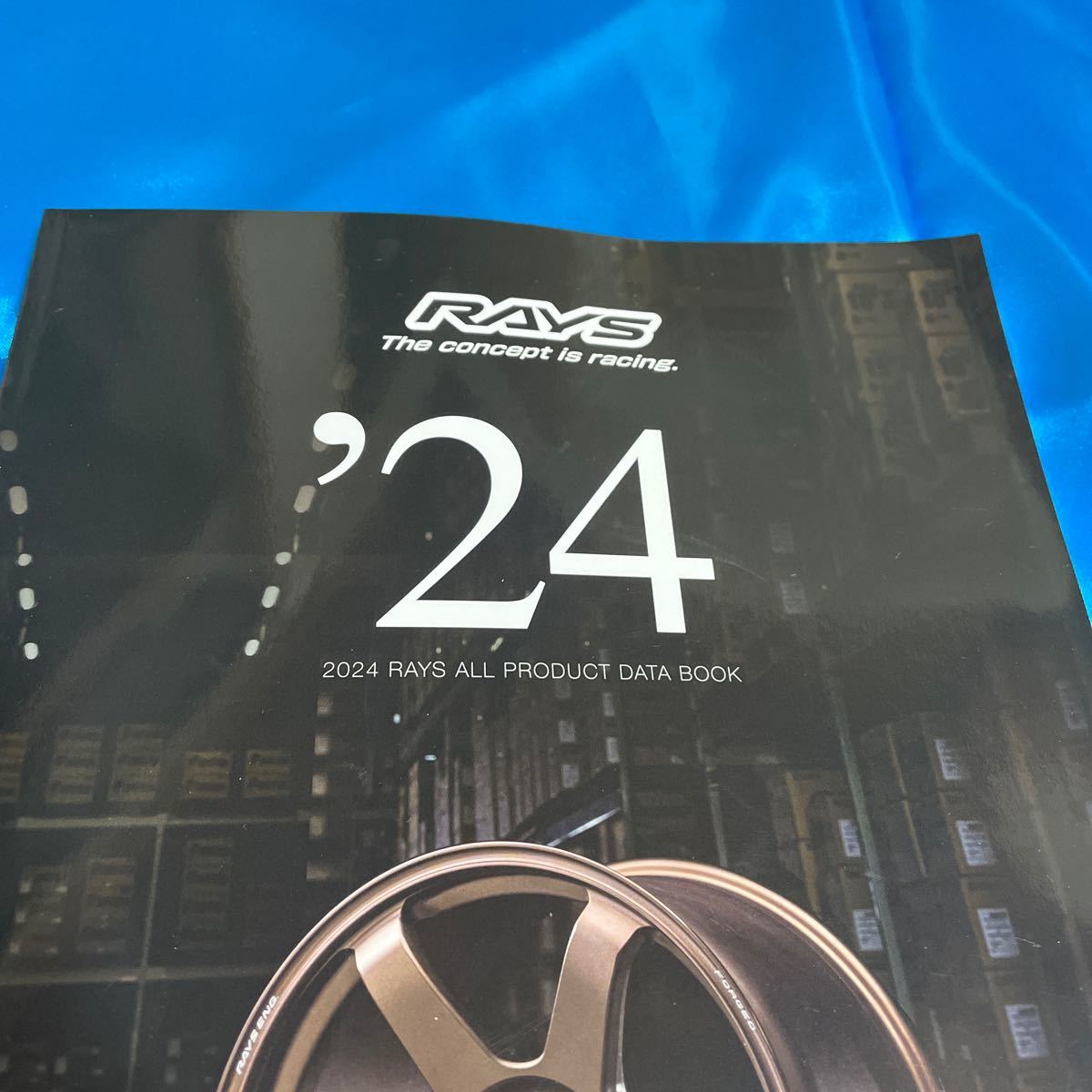 2024RAYS ALL PRODUCT DATA BOOK レイズ　アルミホイールカタログ_画像2