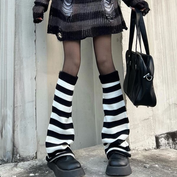  white black border volume leg warmers Roo z socks y2k knitted girl uniform ground . gothic JK Korea kpop Roo z socks 