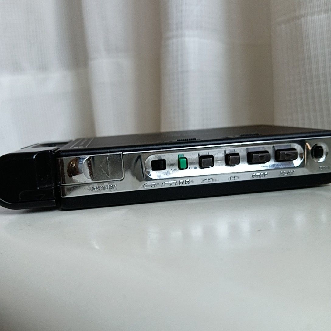 SONY カセットウォークマン WM-EX677 ジャンク品 - メルカリ