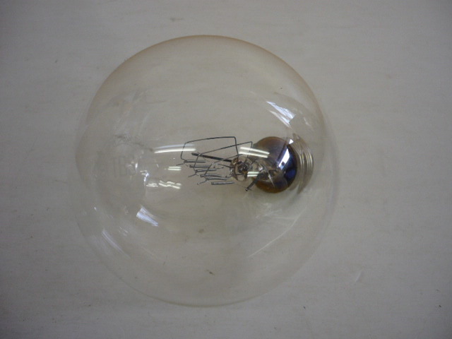 7749. unused three confidence electric factory noise less light bulb 100V-500W