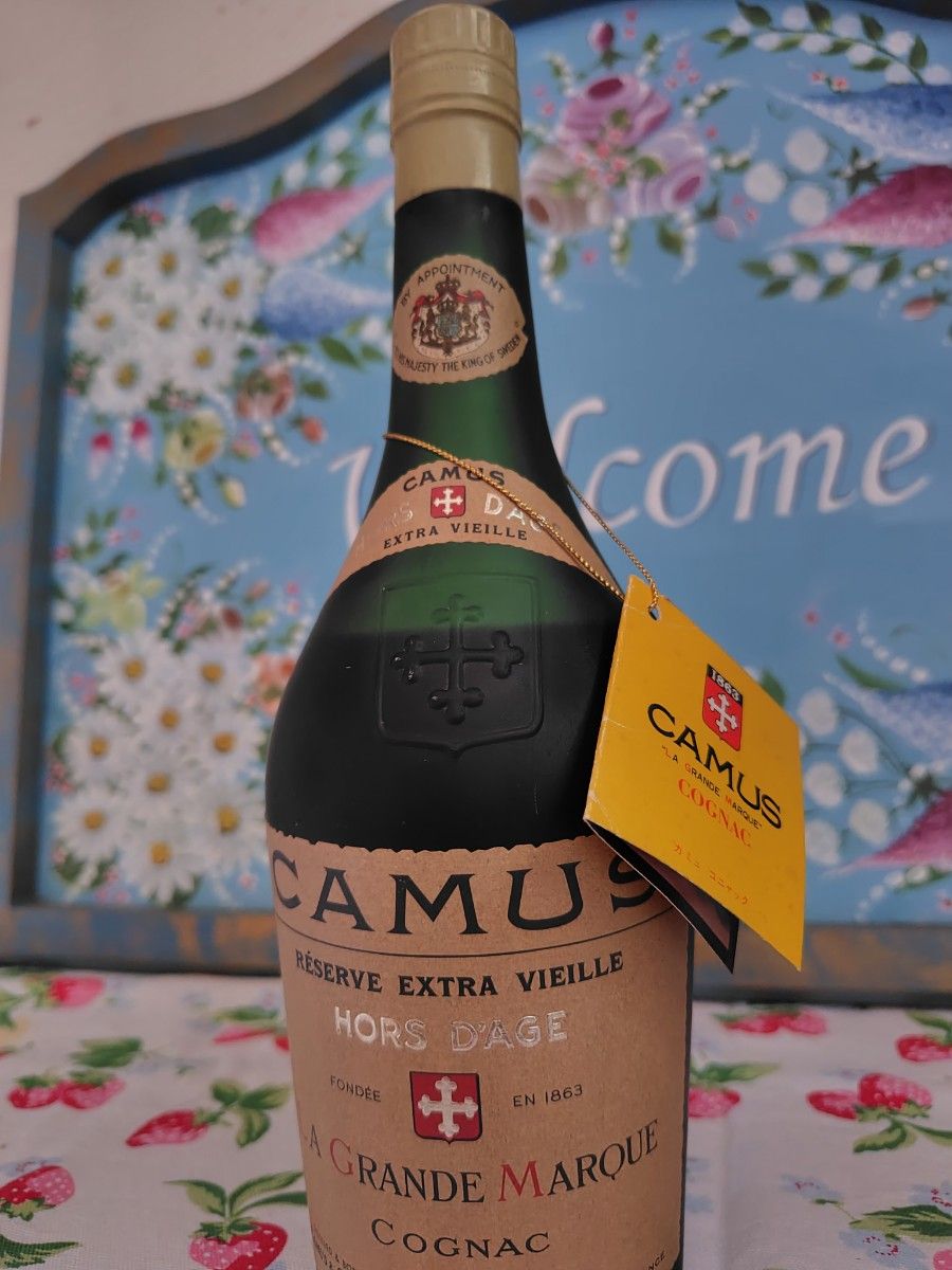 貴重】カミュ リザーブ エクストラ ヴィエイユ コニャック 古酒 貴重】カミュ リザーブ エクストラ ヴィエイユ コニャック 古酒