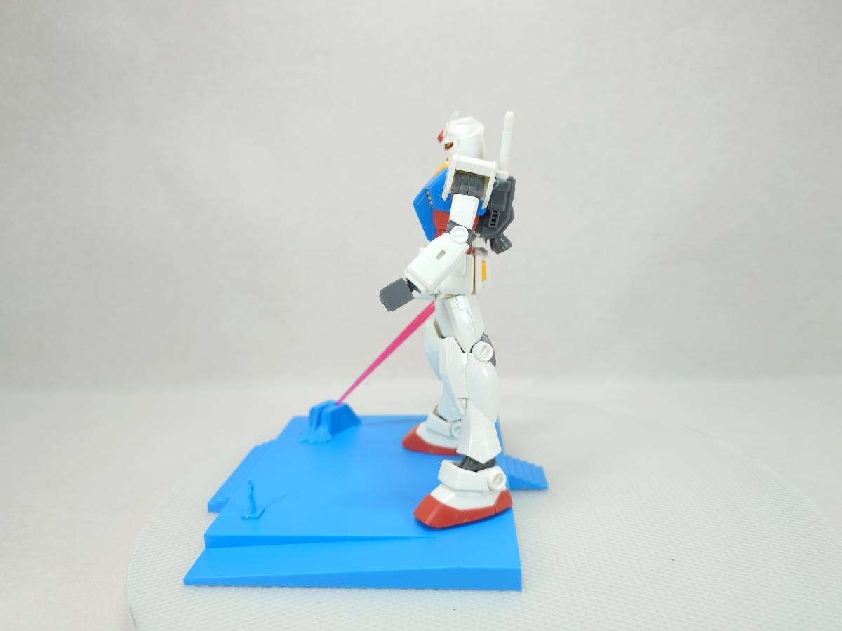 【ジャンク扱い・素組み】 HG ガンダム Ver.G30th リアルグレード1/1プロジェクト RG 完成品 ジャンク 素組_画像3