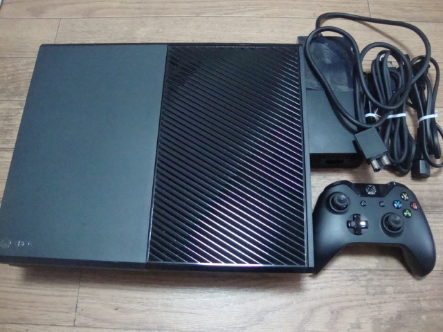 ★ Microsoft Xbox One 500GB Model1540 マイクロソフト ★_画像1