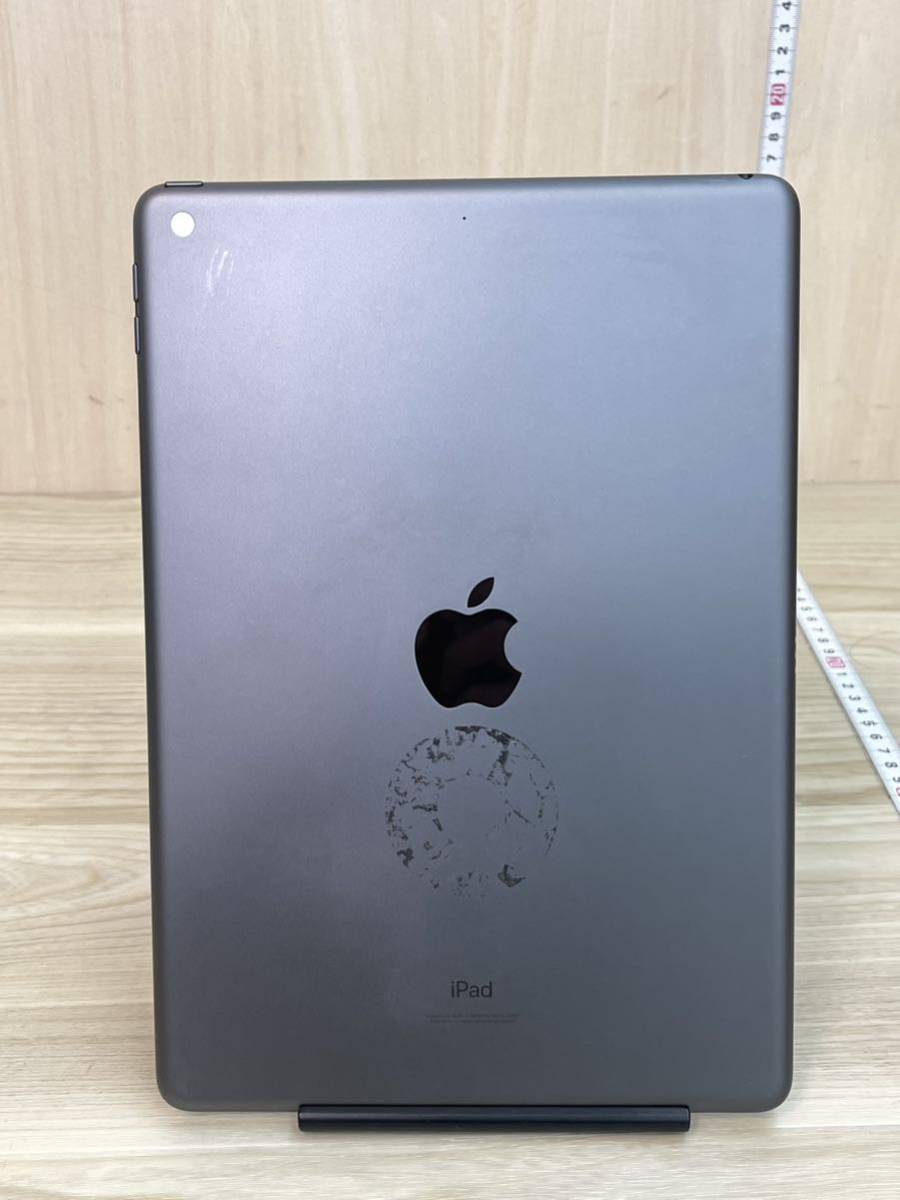 Apple iPad 第9世代　64GB Wi-Fiモデル 店頭展示機　スペースグレー _画像2