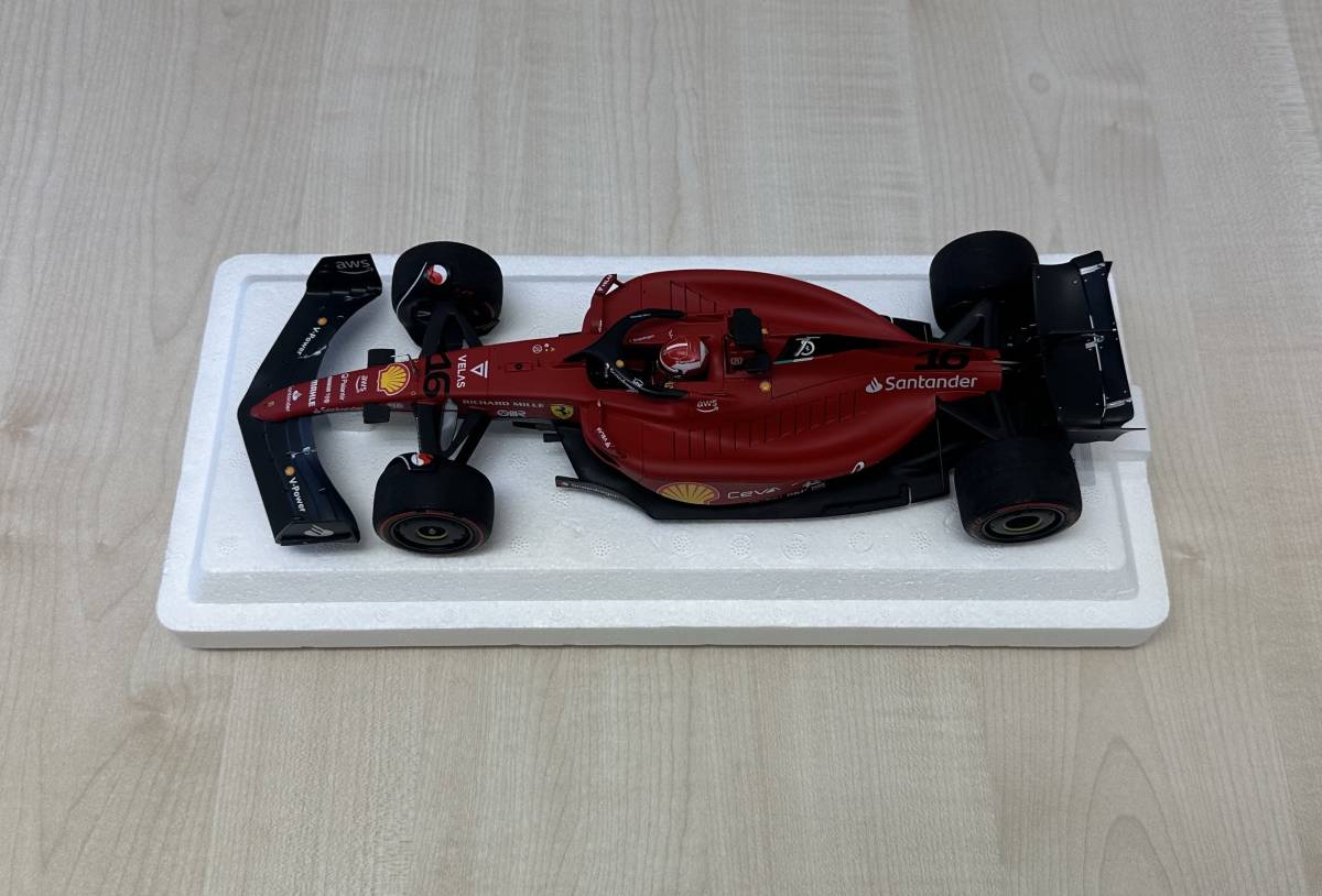 1円スタート 新品同様 1/18 BBR FERRARI フェラーリ F1-75 2022 F1 バーレーンGP シャルル ルクレール #16 PBBR221816 ミニチャンプス_画像9