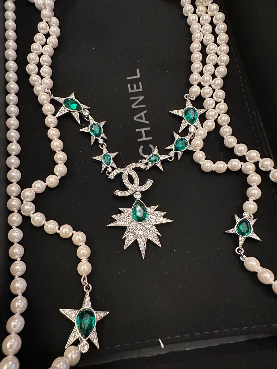 CHANEL 2023 springSummer ロングパールネックレス 希少高額 CHANEL 2023 springSummer ロングパールネックレス 希少高額
