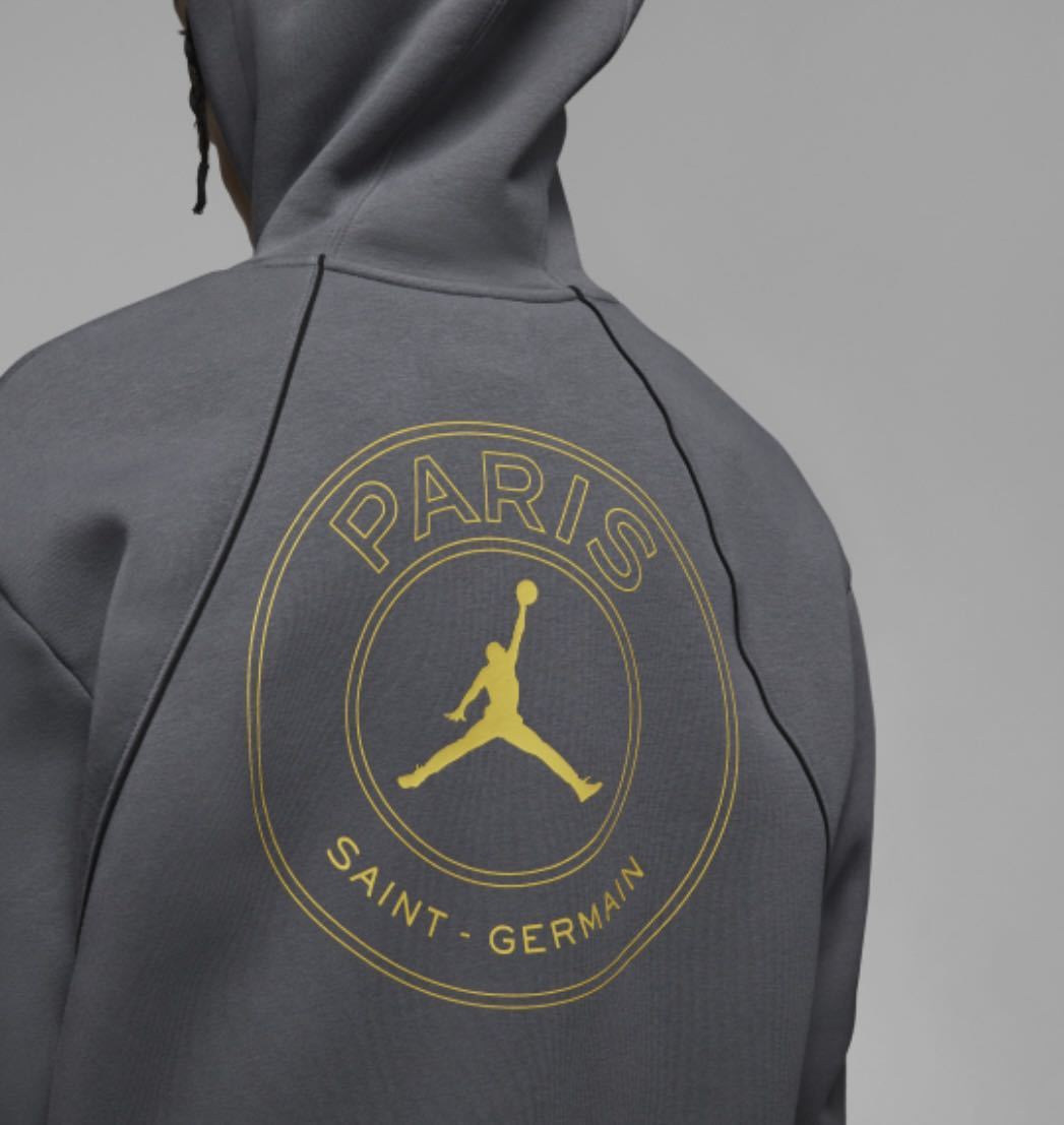 海外限定カラー ナイキ PSG x Jordan 22FWモデル プルオーバー 海外限定カラー ナイキ PSG x Jordan 22FWモデル プルオーバー