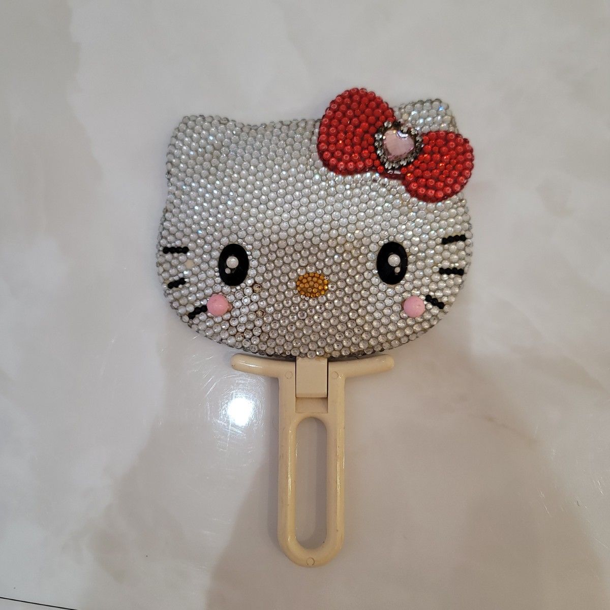 キティちゃん ダイカット フェイスミラー デコ キラキラ ライン