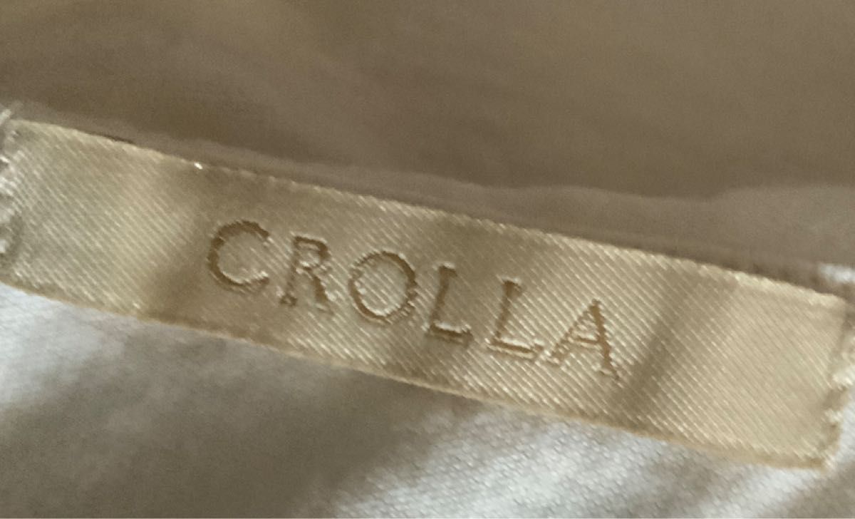 CROLLA のTシャツ素材のトップス　Mサイズ