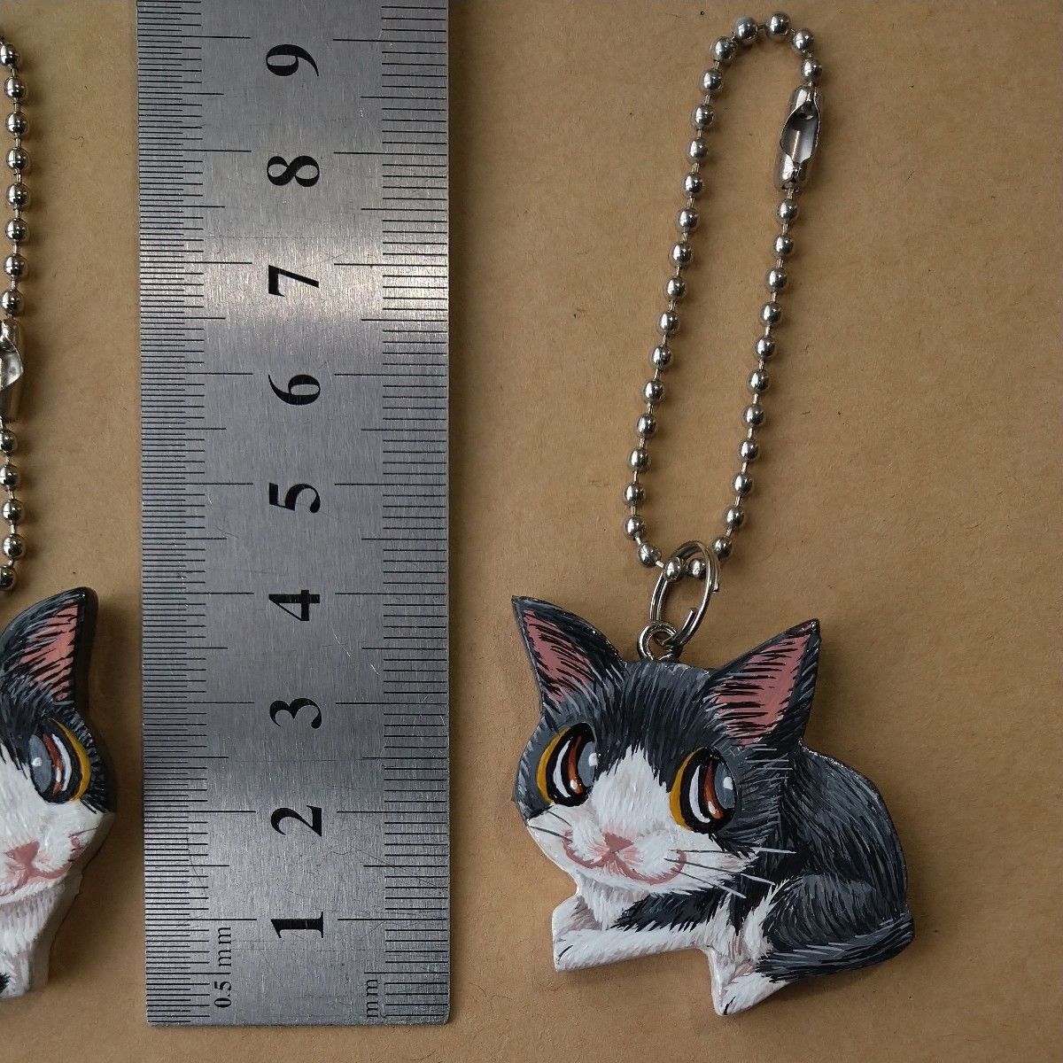 猫１９・小キーホルダー２個セット　バッグチャーム　ハンドメイド雑貨　猫雑貨　アクセサリー