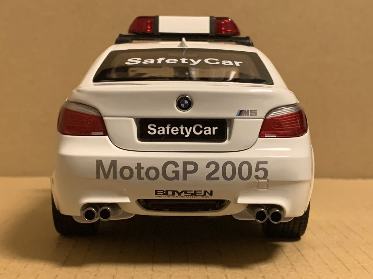 京商 1/18 BMW M5 E60 Moto GP セーフティーカー 2005 モトGP Safety Car 京商オリジナル Kyosho 1/18 08593GP_画像6