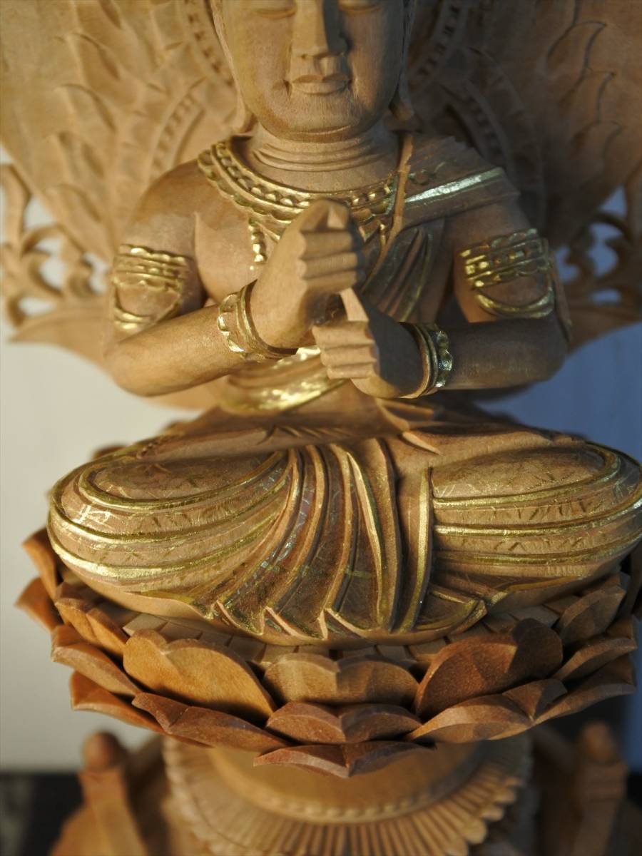長期保管品 白檀 金泥書 大日如来 六角座 2号 仏像(211007A1-2 長期保管品 白檀 金泥書 大日如来 六角座 2号 仏像(211007A1-2