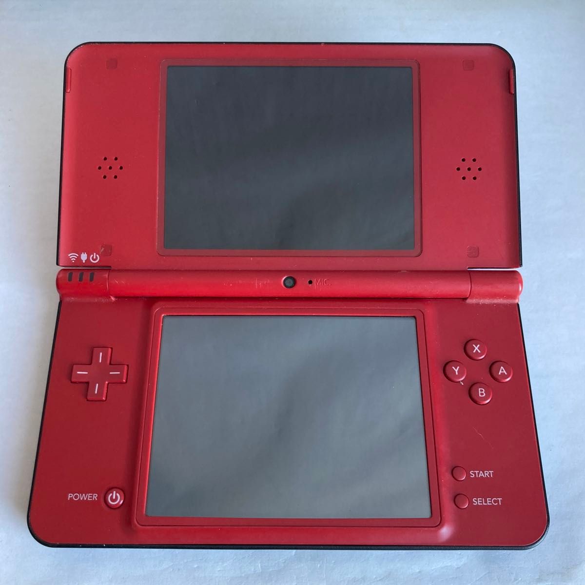 完動品】 ニンテンドー DSi LL スーパーマリオ25周年仕様 本体 完動品】 ニンテンドー DSi LL スーパーマリオ25周年仕様 本体