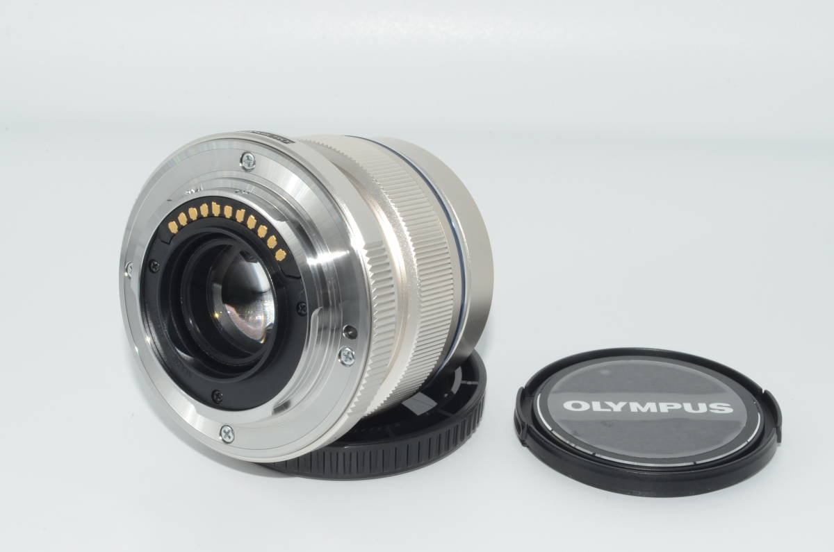 【美品】オリンパス OLYMPUS M.ZUIKO DIGITAL 12mm F2.0 シルバー #r6-23_画像2