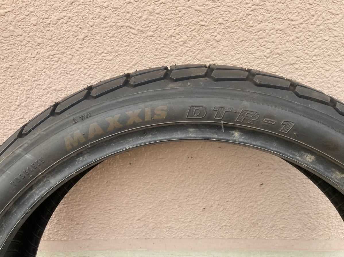 【中古品】マキシス MAXXIS フラットトラック/ダートトラックタイヤ 2本セット M7302 DTR-1 120/70-17 58V_画像7