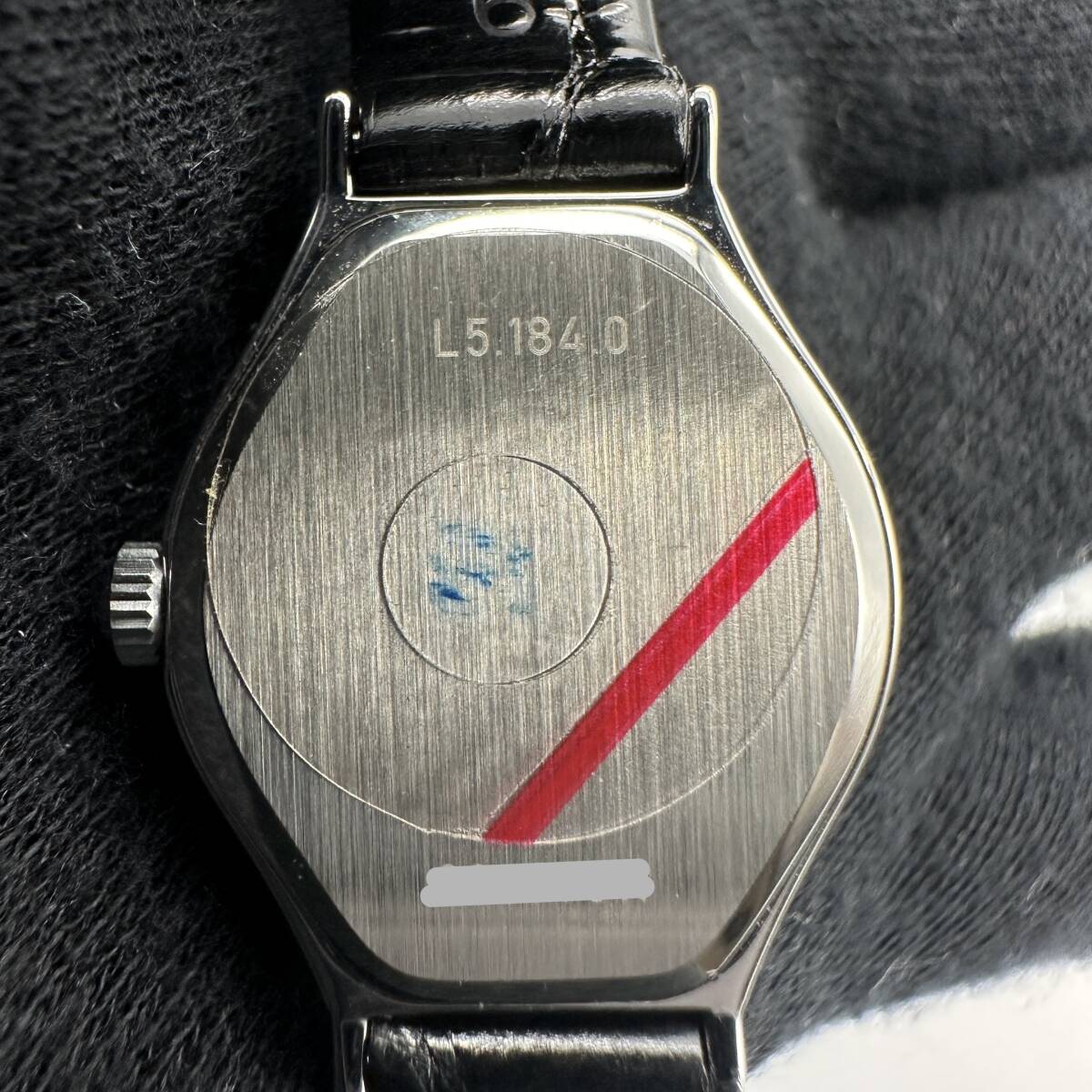【極美品】LONGINES ロンジン 腕時計 L5.184.0 レラヴィソント ダイヤベゼル ノンデイト シルバー文字盤 Qz クォーツ レディースウォッチ_画像3