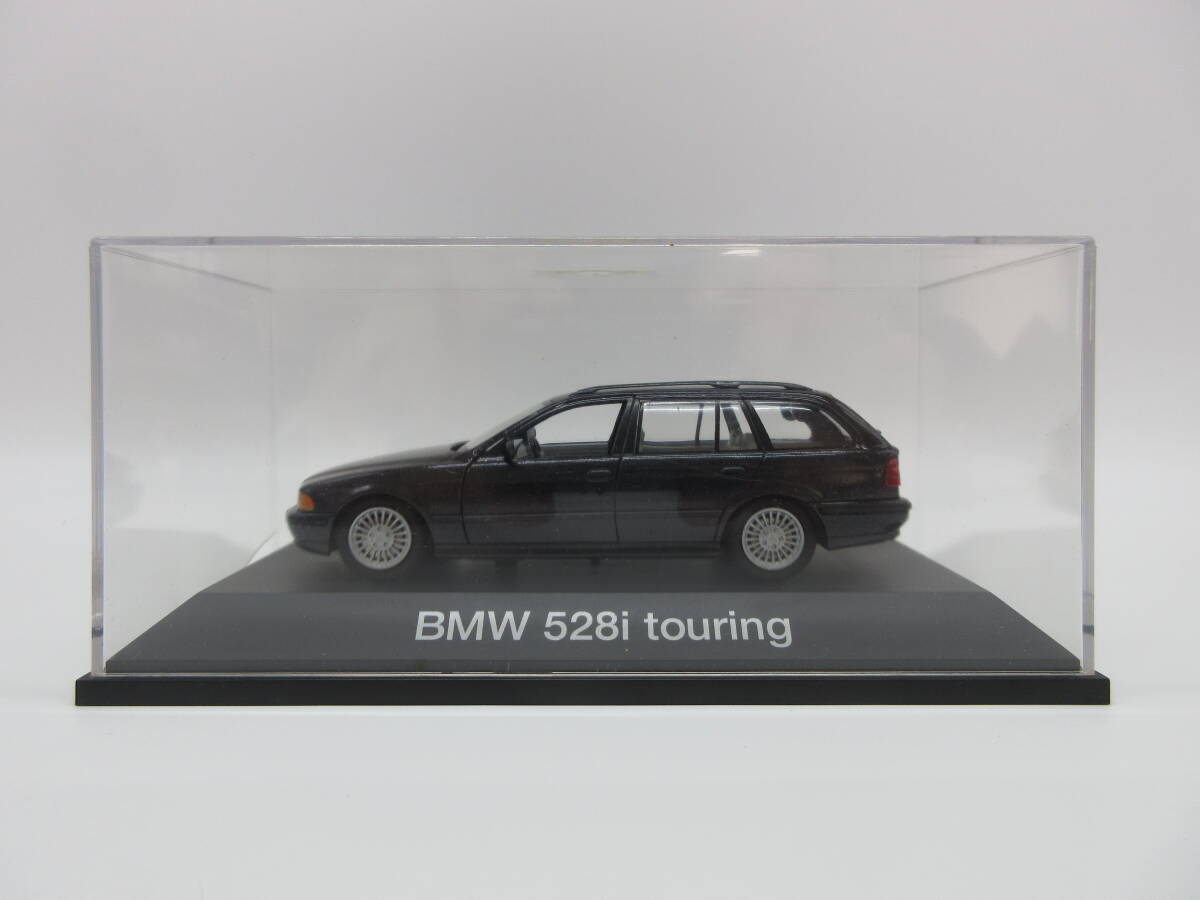 1/43 シュコー　BMW 528i 5シリーズ ツーリング　ミニカー　ブラックメタリック_画像2