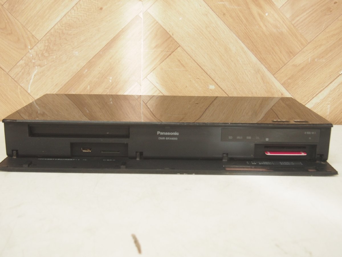 ☆【2H0208-11】 Panasonic パナソニック ブルーレイディスクレコーダー DMR-BRX4000 2015年製 B-CASカード付き 現状品_画像3