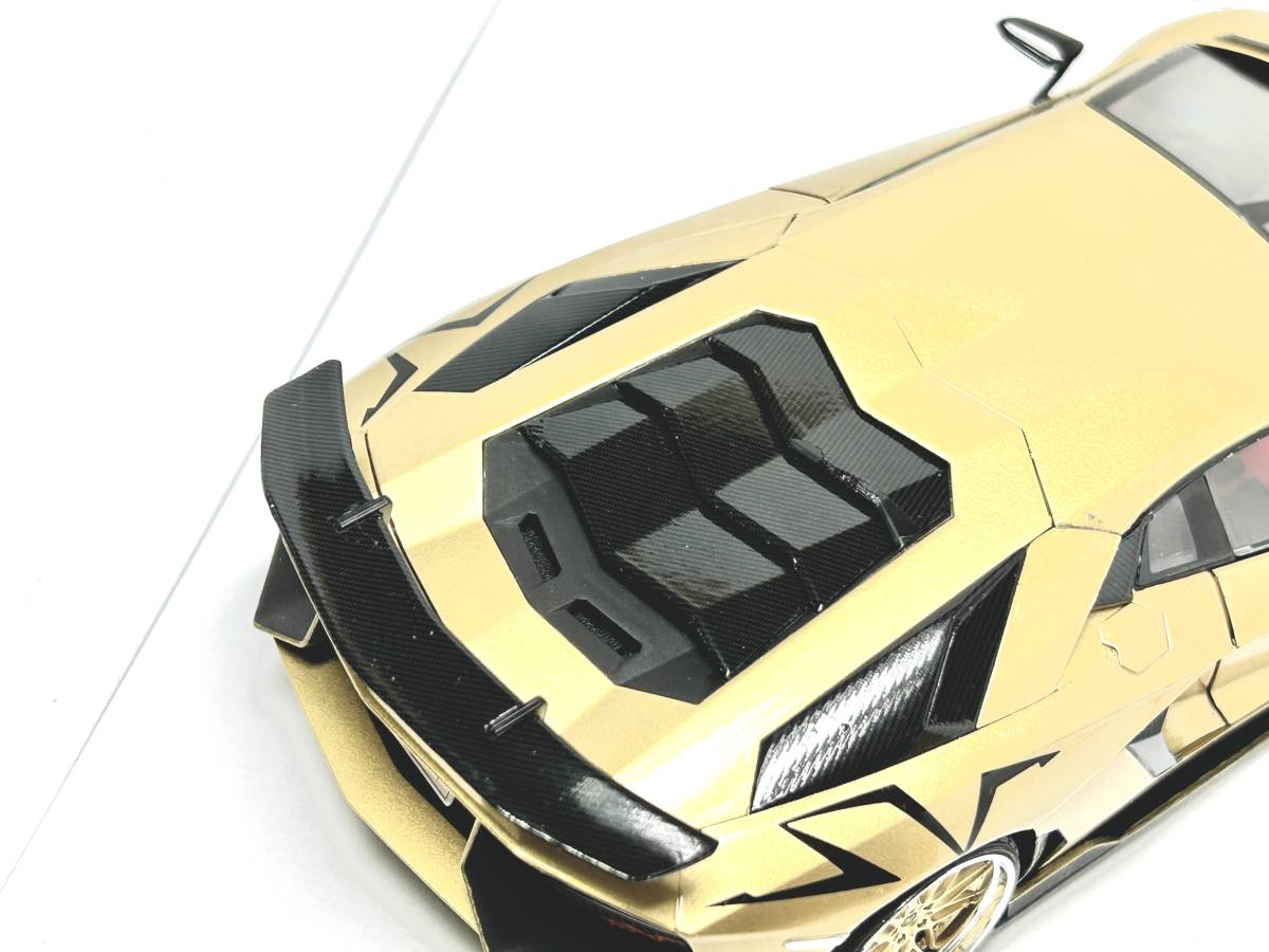 1/24アオシマ…ランボルギーニアヴェンタドールSV【ゴールド 1/24アオシマ…ランボルギーニアヴェンタドールSV【ゴールド