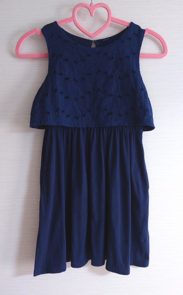 【美品】UNIQLO ユニクロ ノースリーブ ドッキングワンピース ドレス 花柄 ネイビー 紺色 130cm