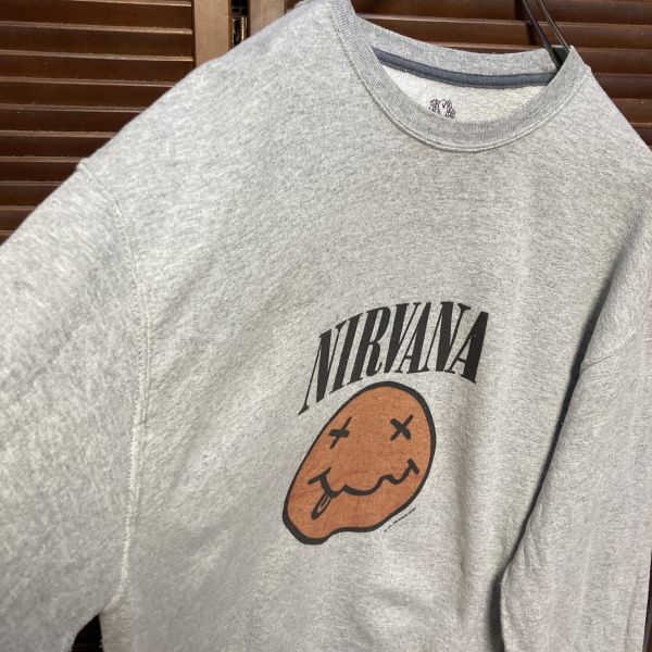 ADAA 1スタ グレー にこちゃん スウェット ニルバーナ NIRVANA スマイリー - 90s 00s ビンテージ 古着 ベール 卸 仕入れ_画像3