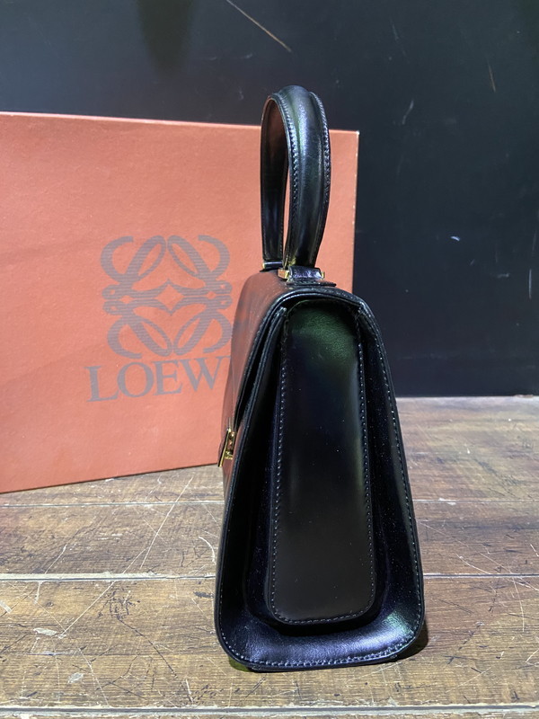 S-236◆1円～◆LOEWE ハンドバッグ ワンハンドル フォーマル フラップバッグ ロエベ 箱付_画像2