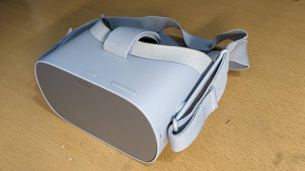 【送料込み】Oculus Go 64GB 専用ケース付き_画像1