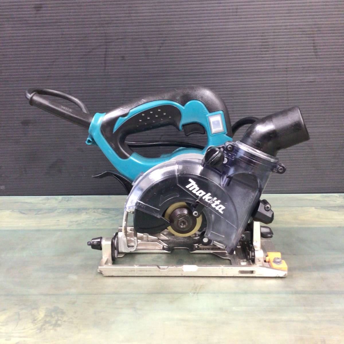 【中古品】 マキタ(makita) 防じん丸のこ KS4000FX 【代引きOK】