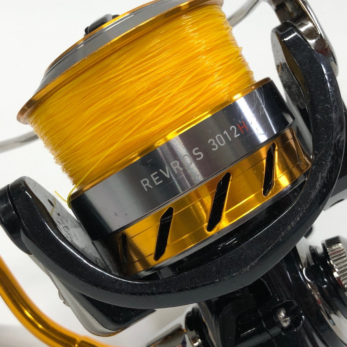 Q ダイワ 15 レブロス 3012H スピニングリール 箱 | DAIWA REVROS FISHING REEL 057382 釣具 釣り リール ダイワ リール スピニング _画像3