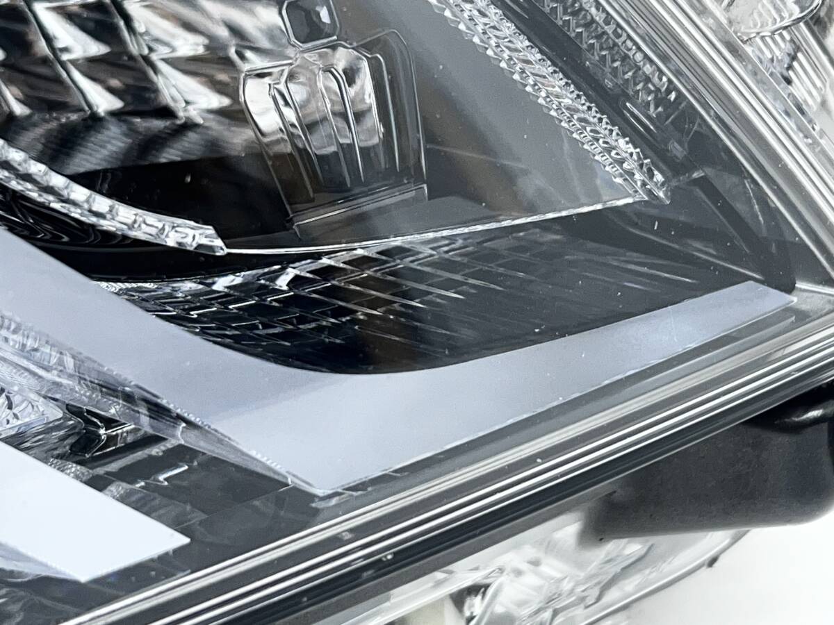即決 B クラウン 210 後期 / LED トヨタ 純正 右 ヘッドライト 即決 B クラウン 210 後期 / LED トヨタ 純正 右 ヘッドライト