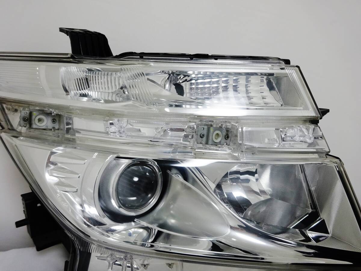 程度良好 エルグランド E52 前期 HID AFS バラスト付き ヘッドライト ヘッドランプ 左右 S2 PE52 PNE52 TE52 TNE52 右 左 KOITO 100-23009_画像2