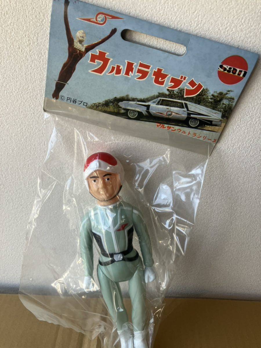 マルサン ウルトラセブン ウルトラ警備隊員 復刻 ソフビ 未開封 Yahoo!オークション - 復刻ソフビ ウルトラ警備隊員 マルサン