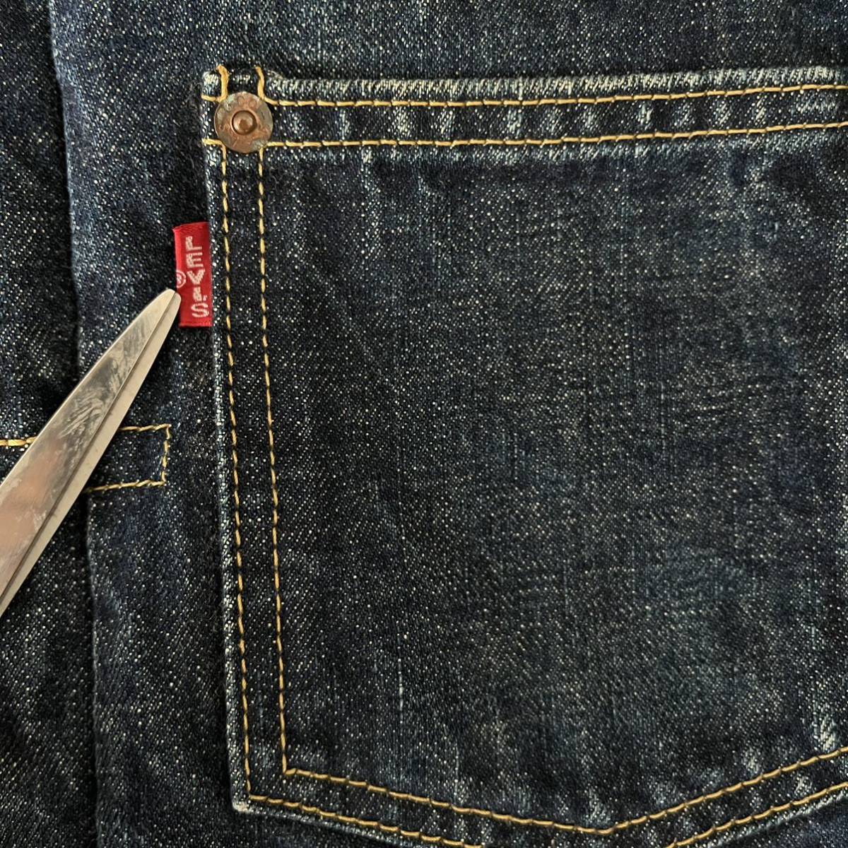 美品　濃紺　LEVI'S 506XX BIG E デニムジャケット 36ファースト 1ST 日本製 インディゴ ビンテージ　復刻　赤耳　ヴィンテージ デニム_画像5